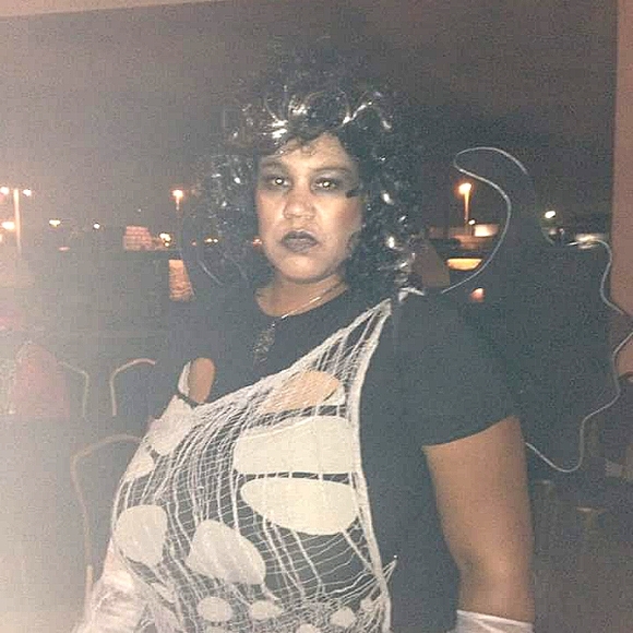 Meet your Posher, Storm❣️ - Picture 6 of 8